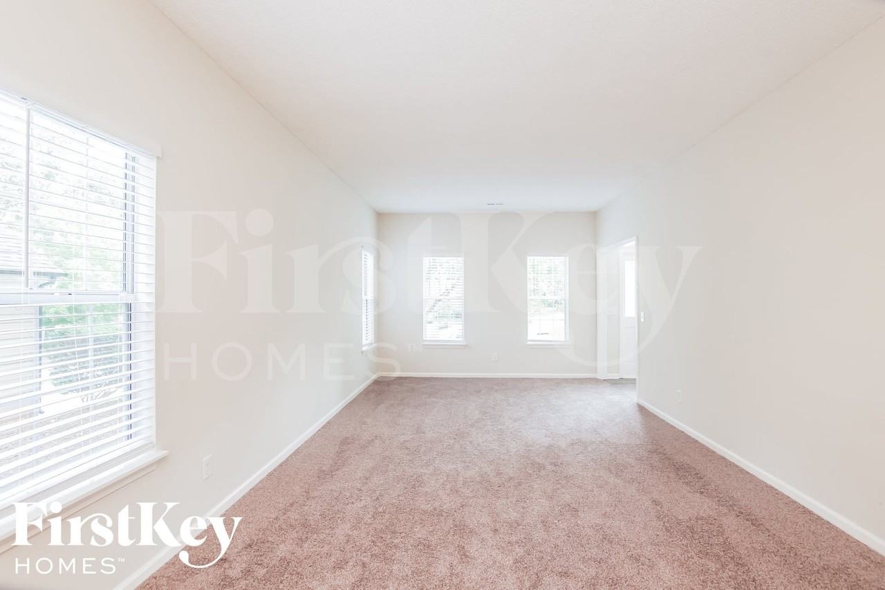 7031 Reedy Creek Rd - Photo 3 of 15