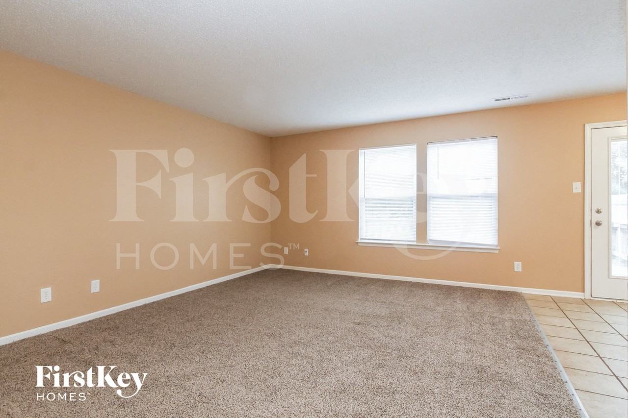 6609 Black Antler Dr - Photo 4 of 15