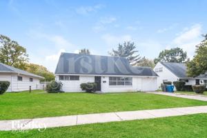 featured image of 6021 E 42nd St