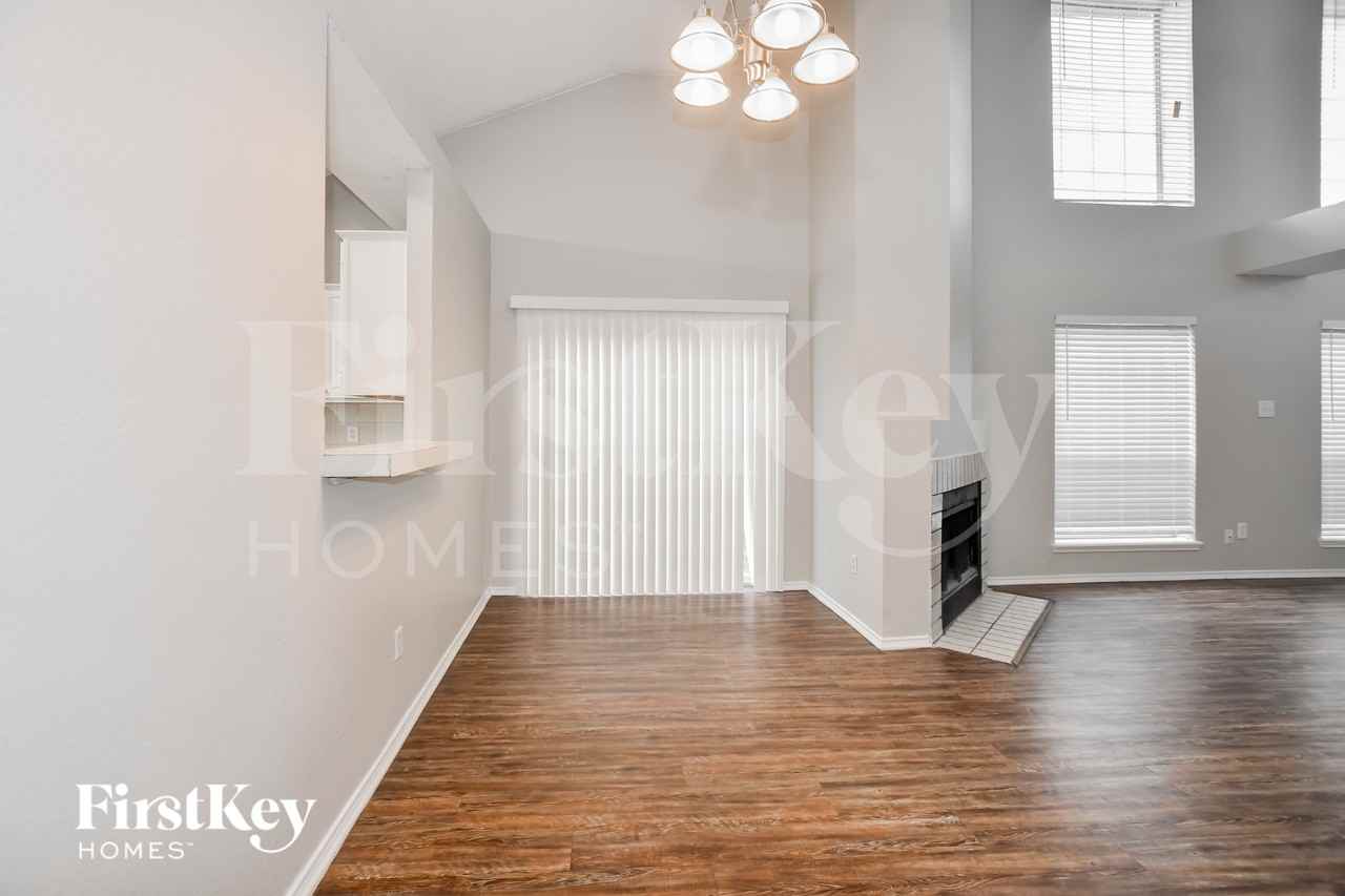 5116 Wedgewood Dr - Photo 6 of 15