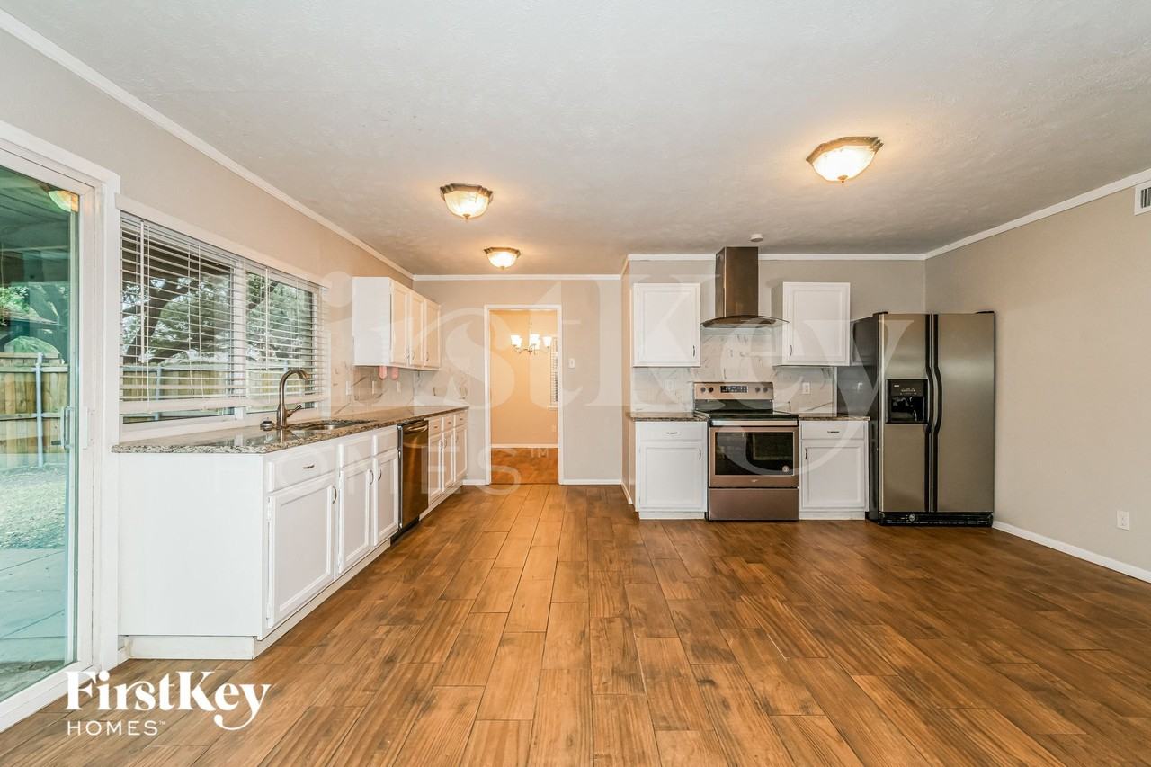 5109 Gilliam Cir - Photo 7 of 15