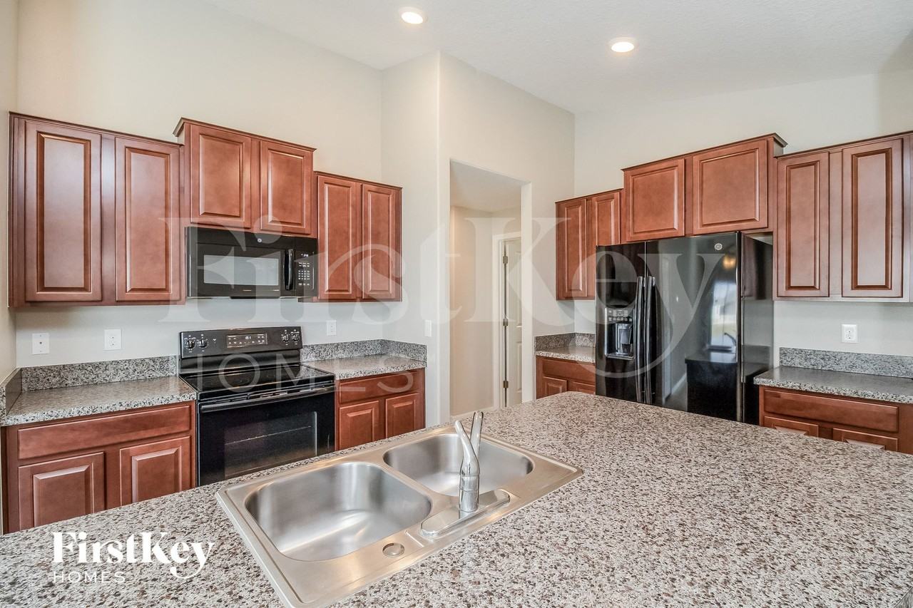 5048 Brickwood Rise Dr - Photo 6 of 15