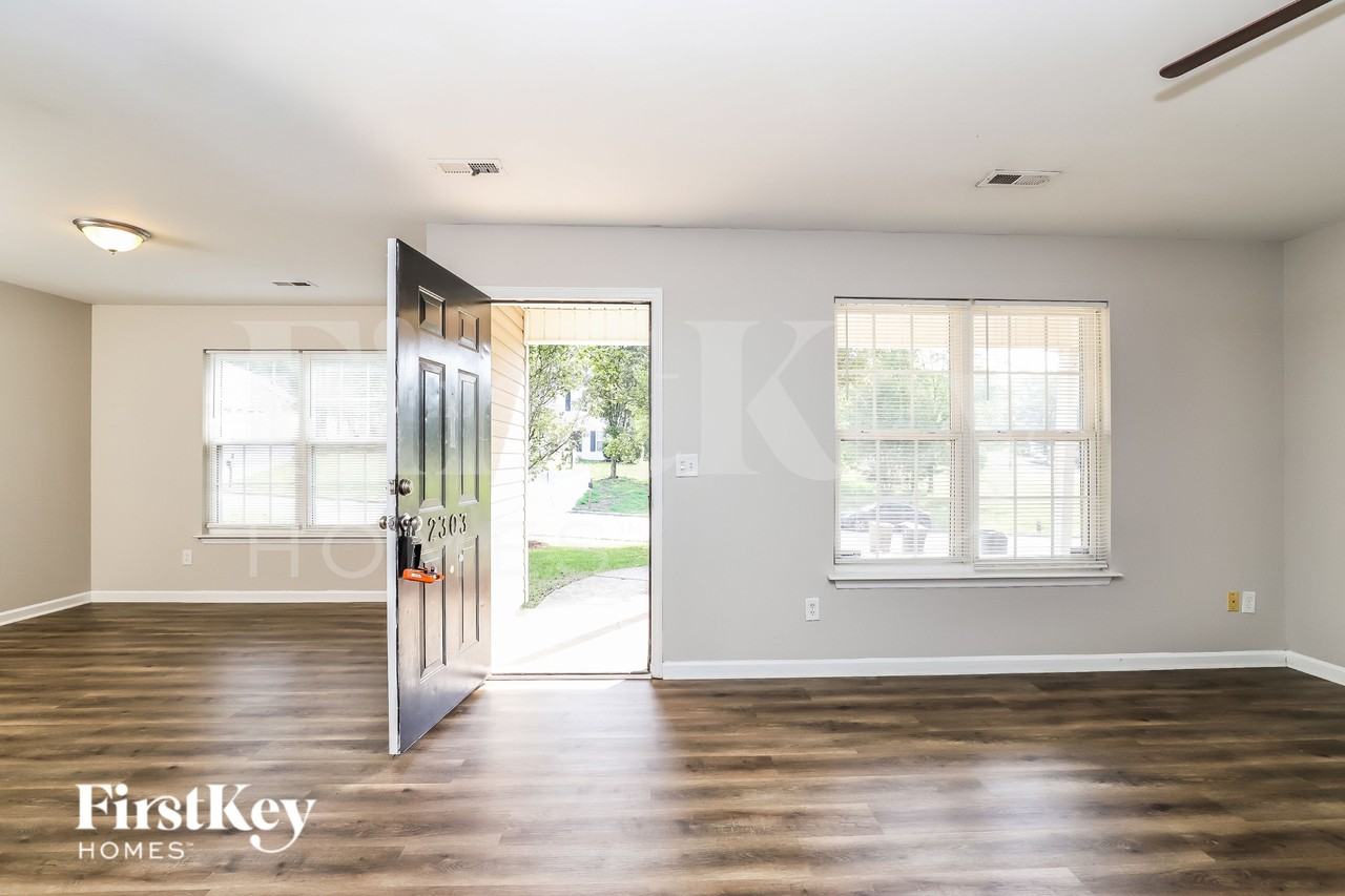 2303 Sidney Porter Dr - Photo 3 of 19