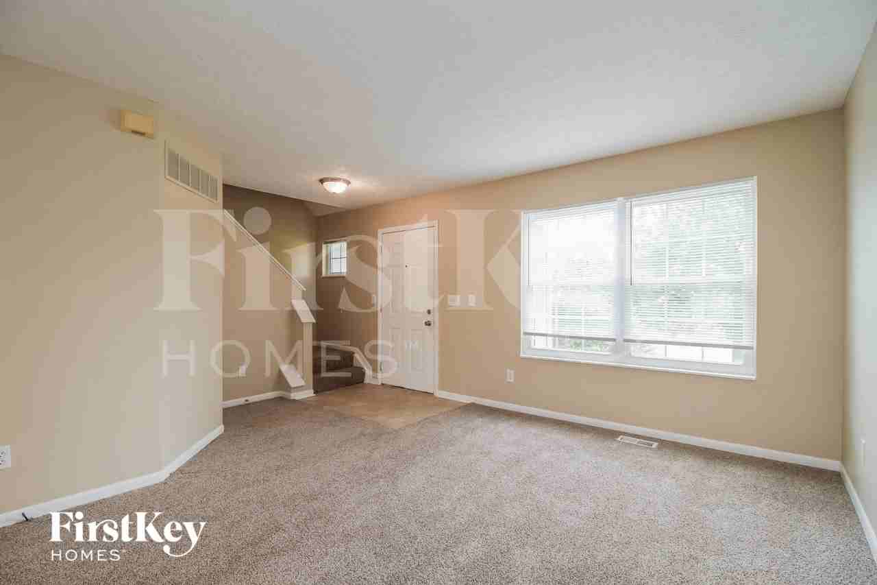 15 Mallard Dr - Photo 4 of 15