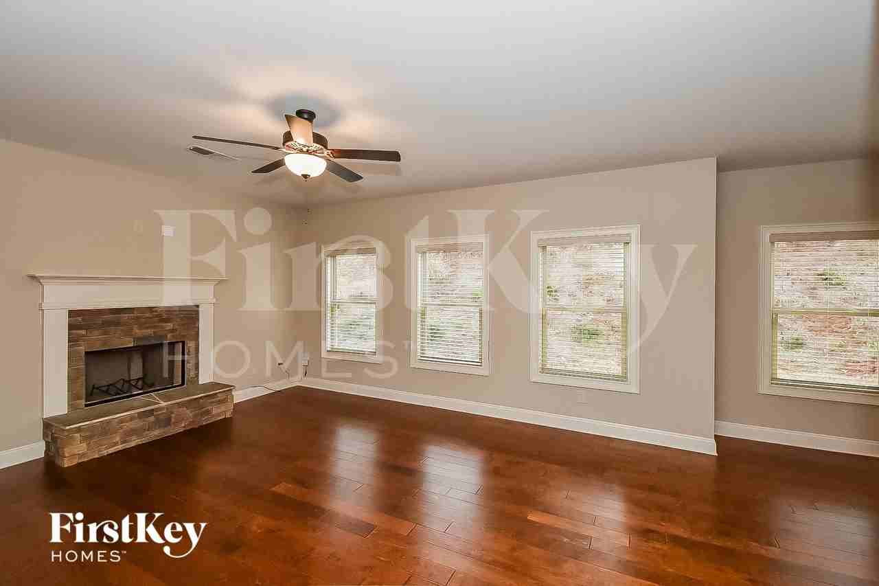130 Village Park Dr - Photo 3 of 14