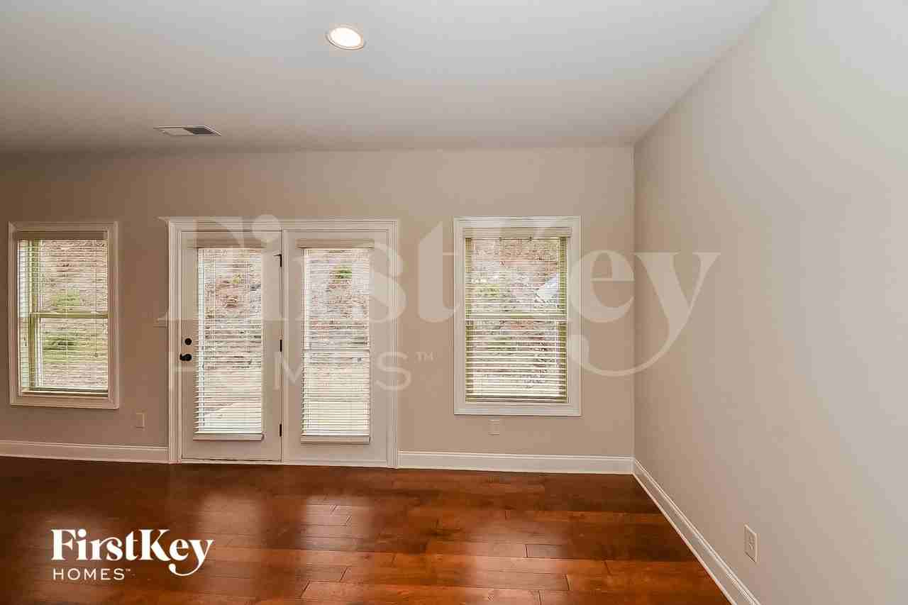 130 Village Park Dr - Photo 7 of 14