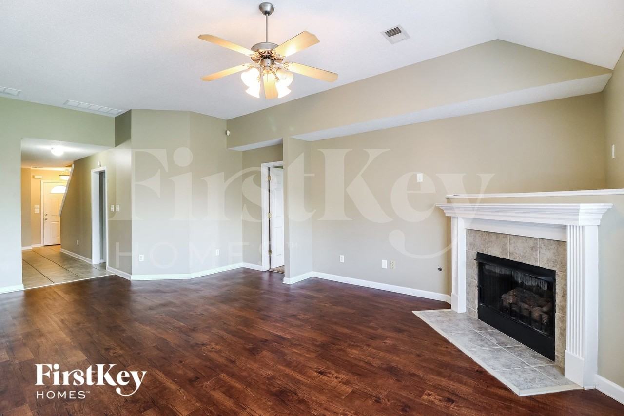 11690 Brayton Cv - Photo 4 of 15