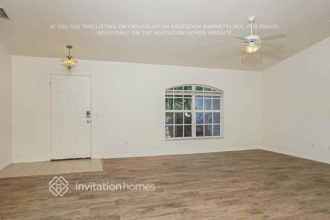 7699 Mclues Ave - Photo 3 of 17