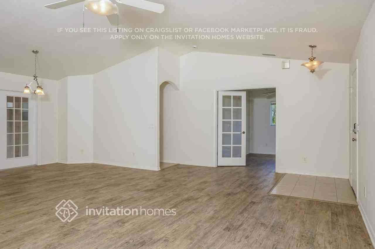 7699 Mclues Ave - Photo 4 of 17
