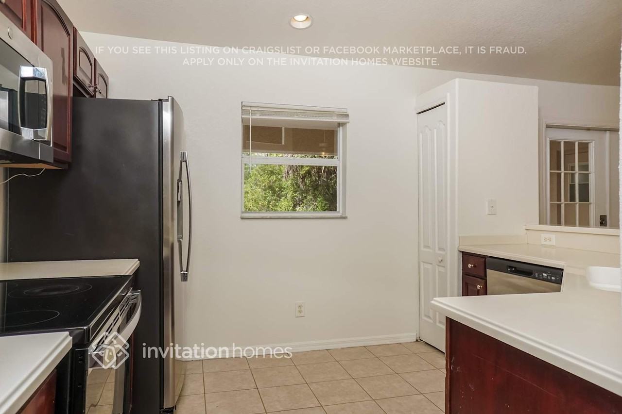 7699 Mclues Ave - Photo 7 of 17