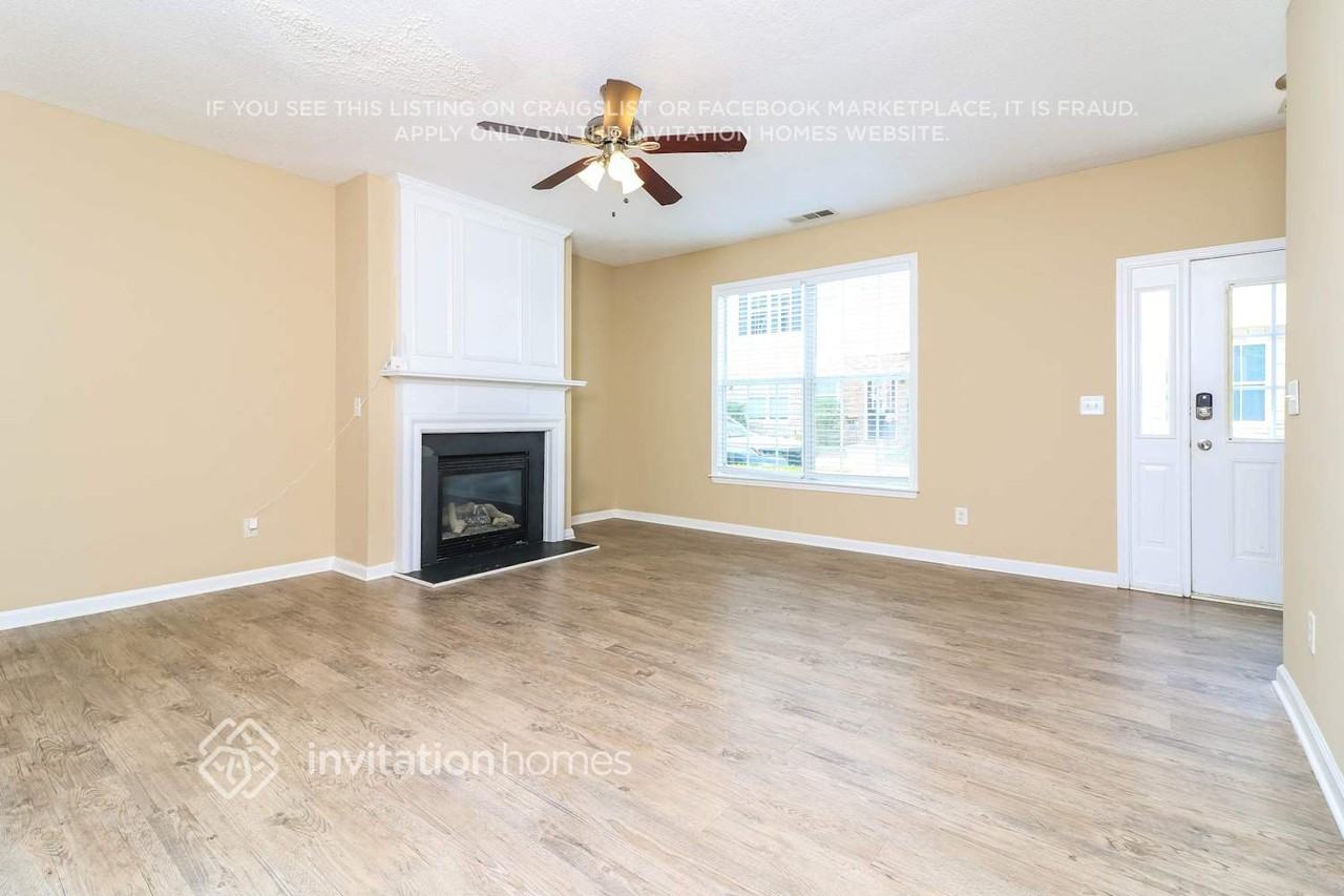 202 Riverstone Commons Cir - Photo 7 of 18
