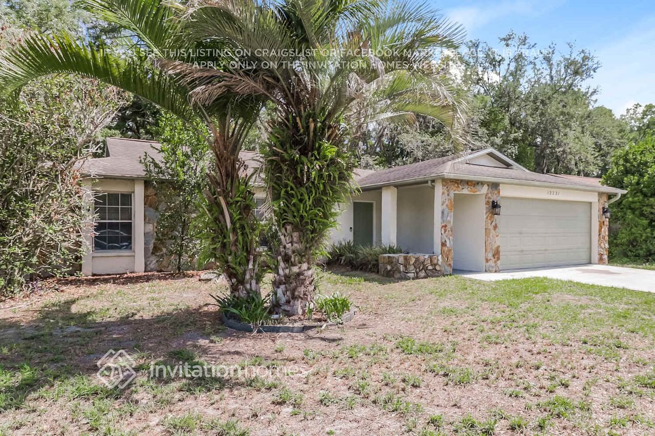 12231 Shadow Ridge Blvd - Photo 3 of 17