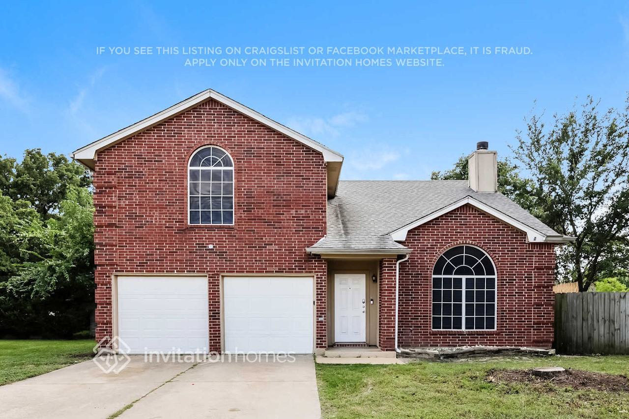 823 Yellowstone Dr