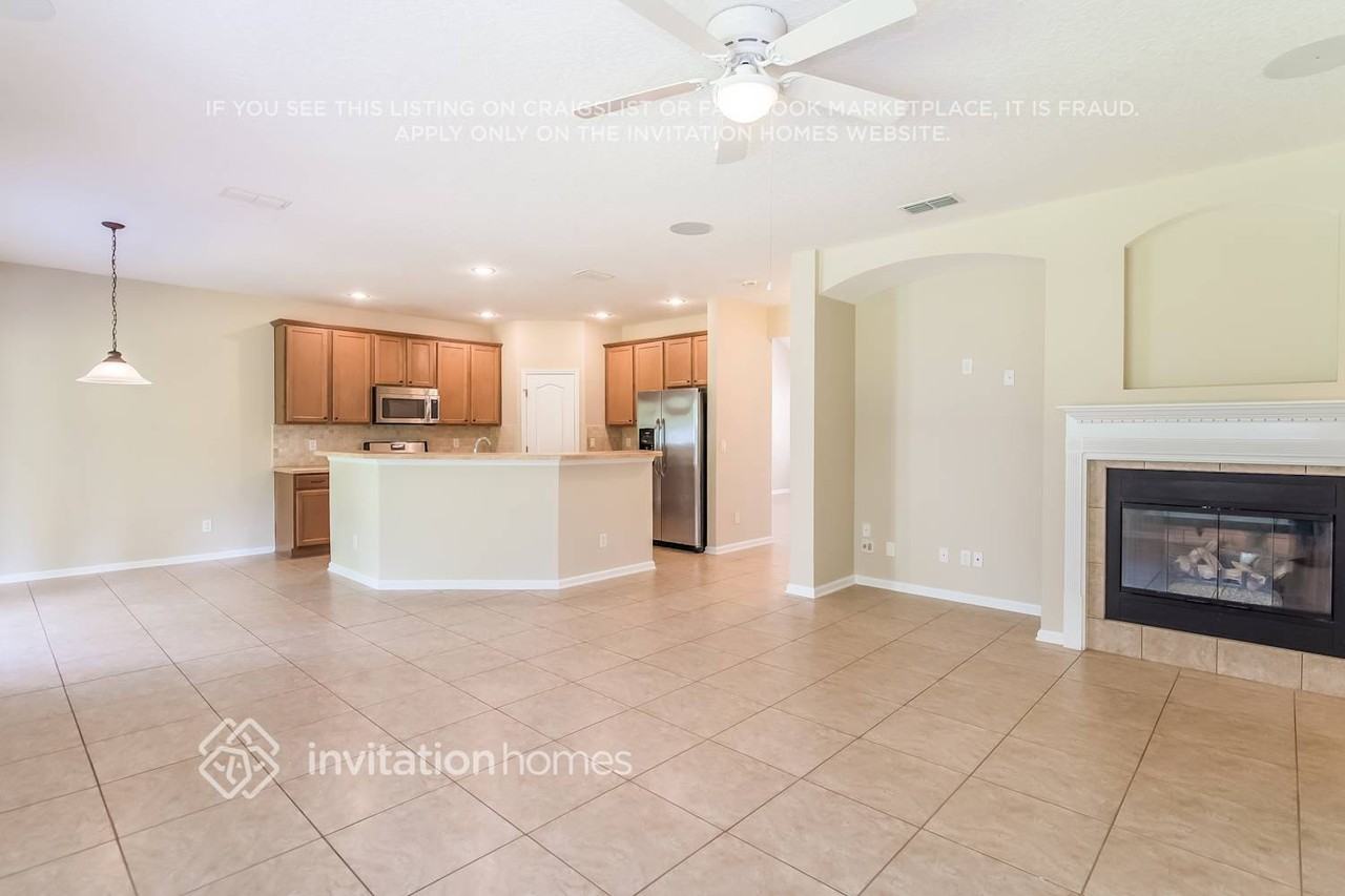 5698 Alamosa Cir - Photo 6 of 14