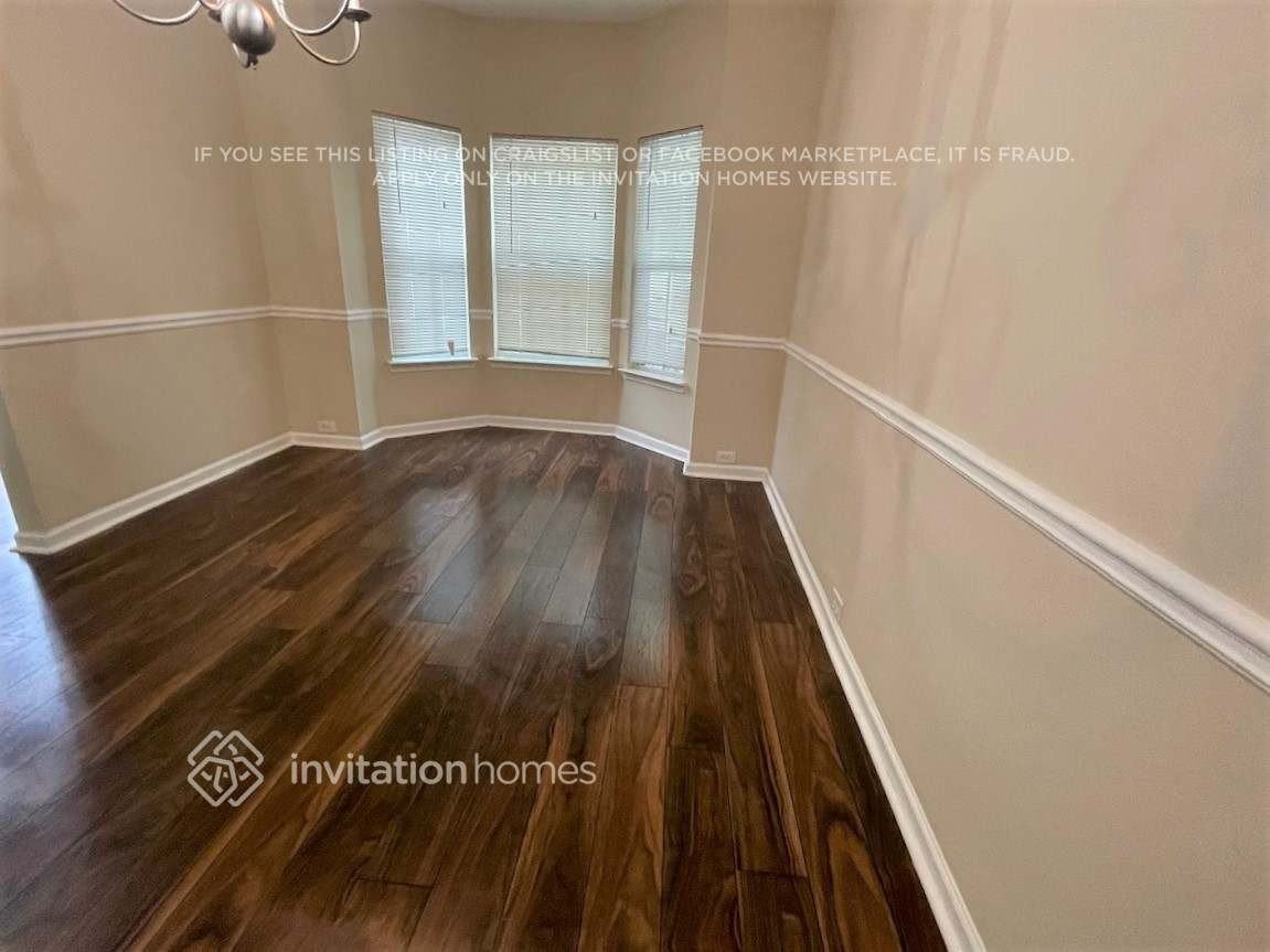 633 Rock Hill Pkwy - Photo 6 of 24