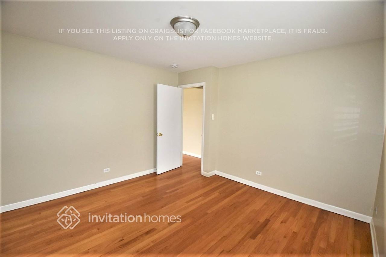 5846 W 81st Pl - Photo 5 of 12
