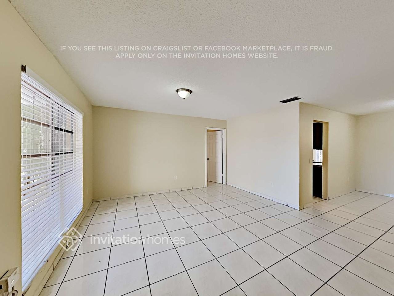 8760 Johnson St - Photo 3 of 22