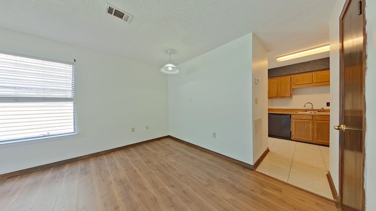93 Harris Rd Ne - Photo 7 of 14