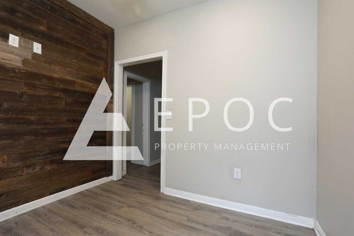2317 Colonial Ave - Photo 5 of 16