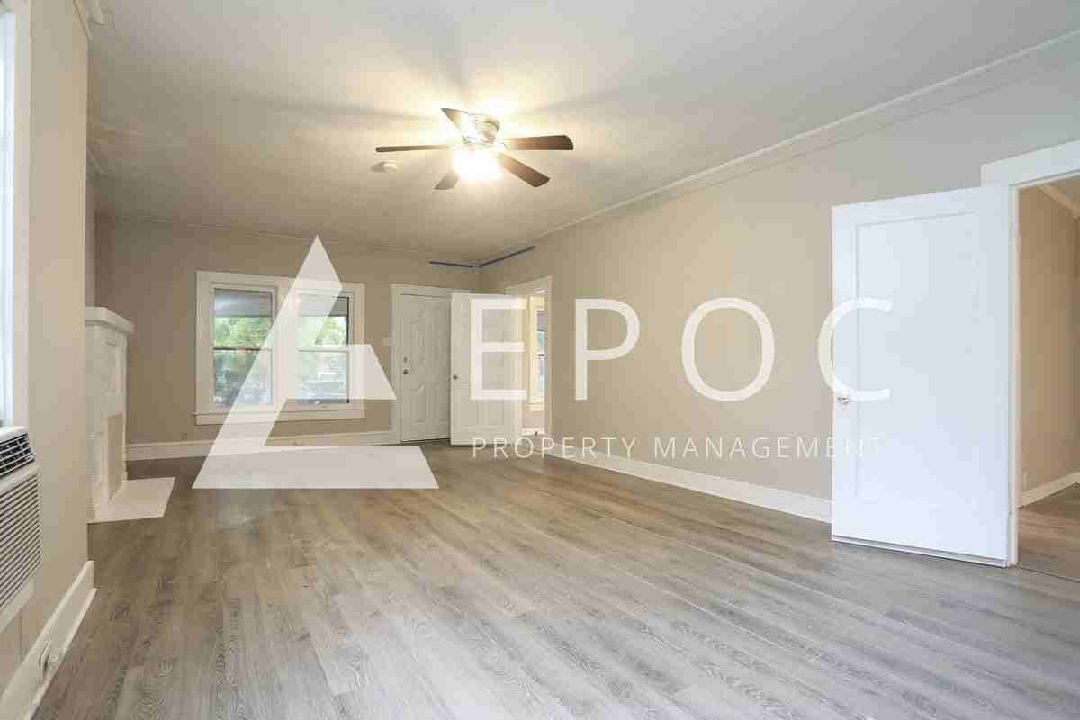 2317 Colonial Ave - Photo 6 of 16