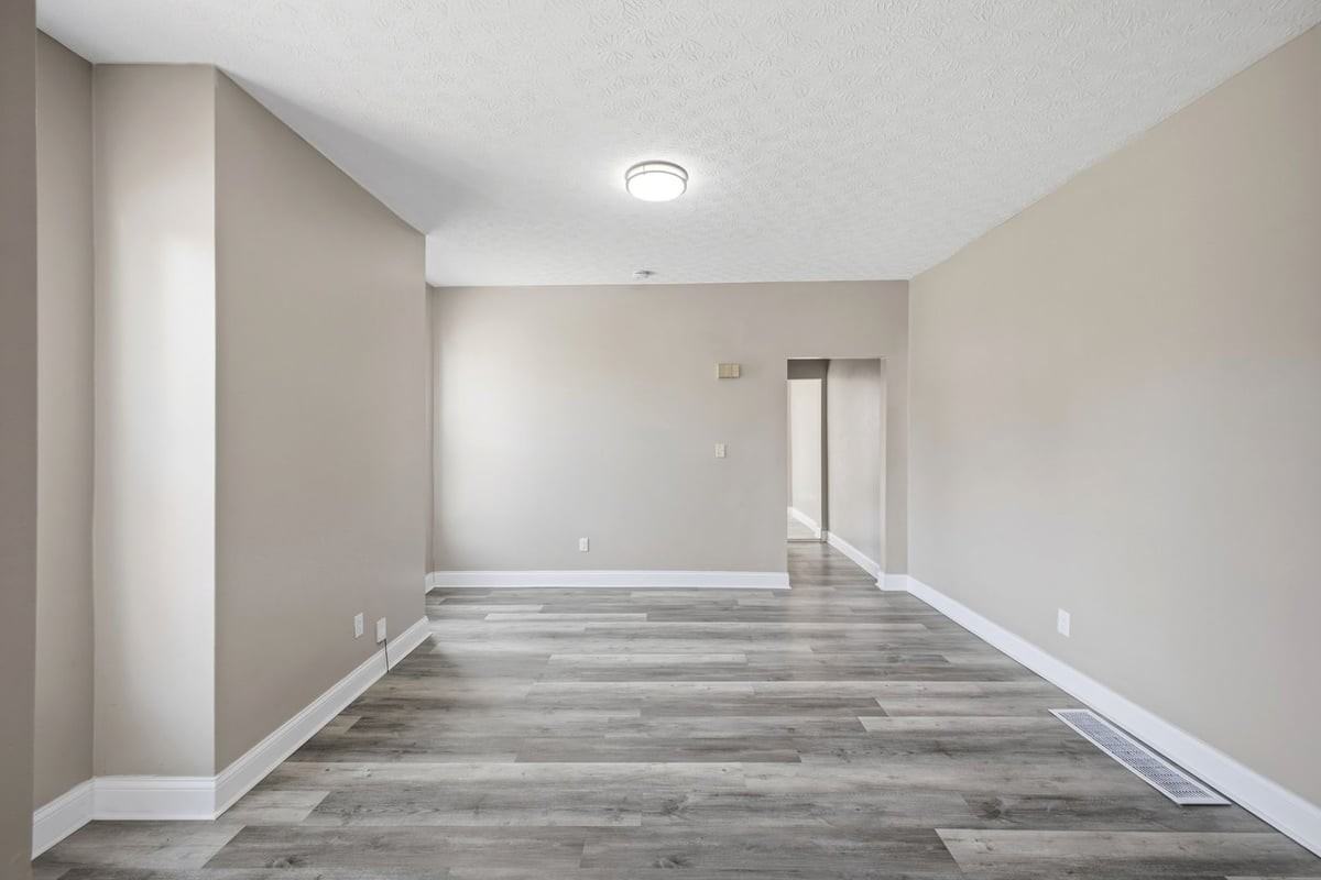 393 Saint Clair Ave - Photo 2 of 25