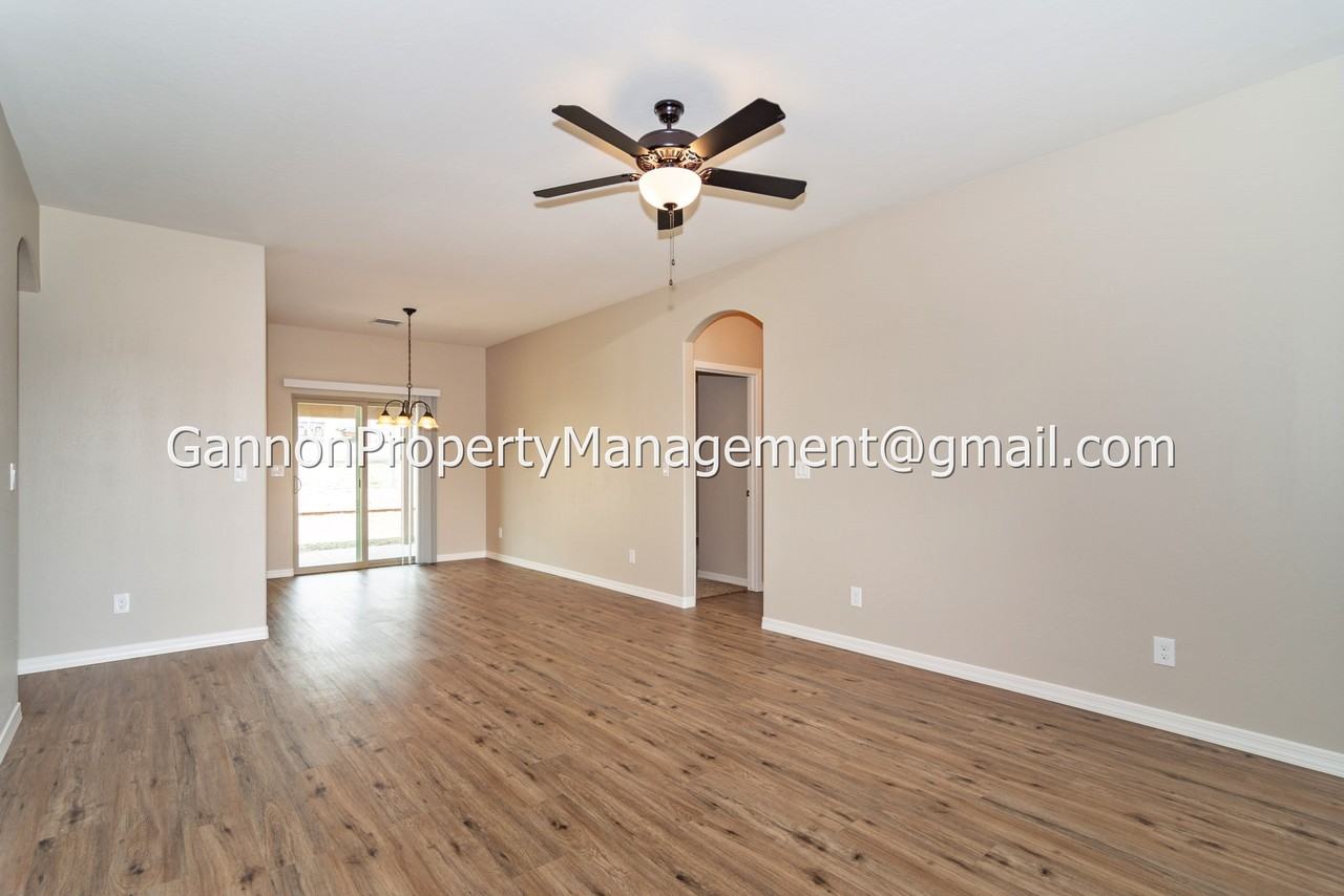 4734 N Ocotillo Dr #1 - Photo 3 of 11