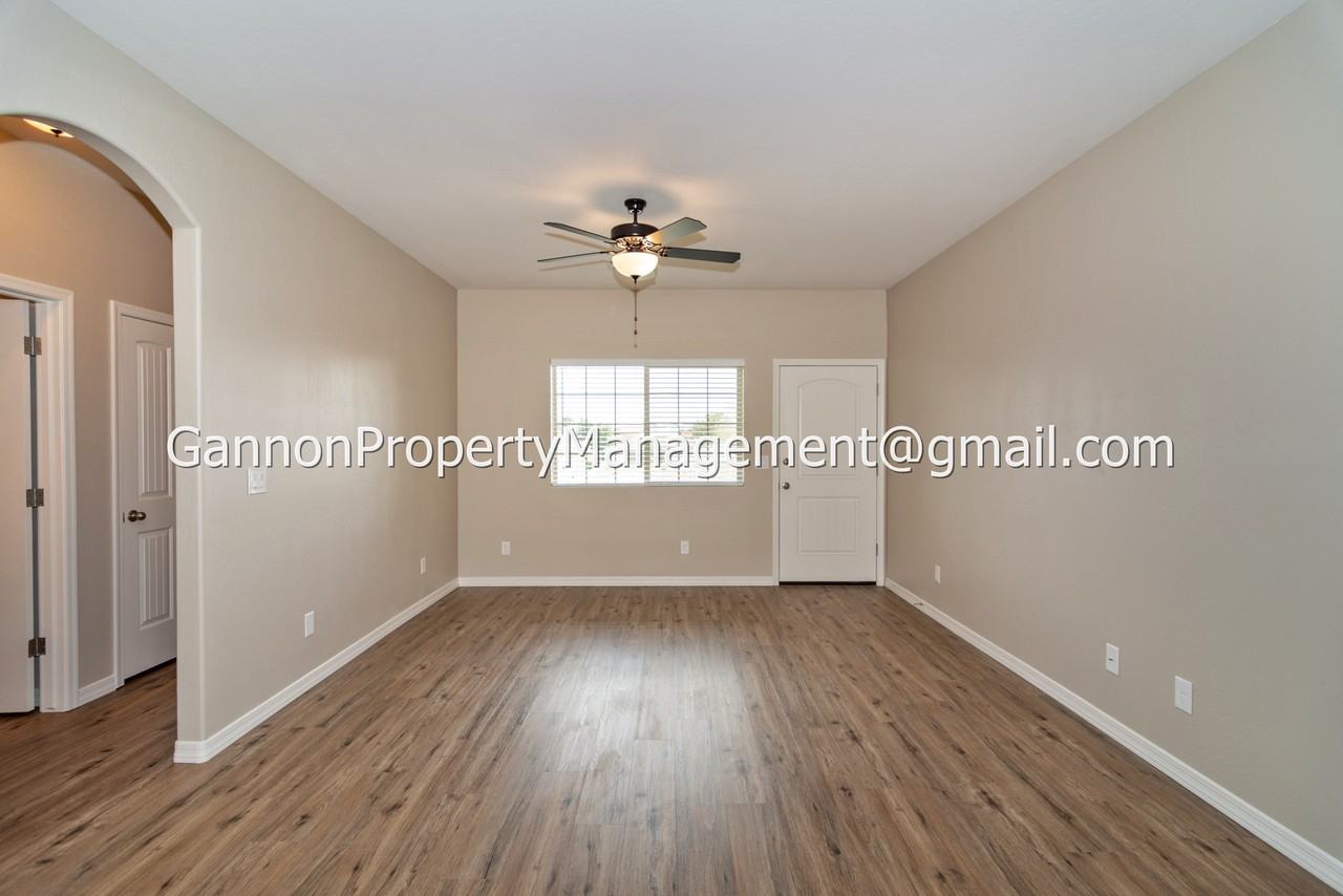 4734 N Ocotillo Dr #1 - Photo 4 of 11