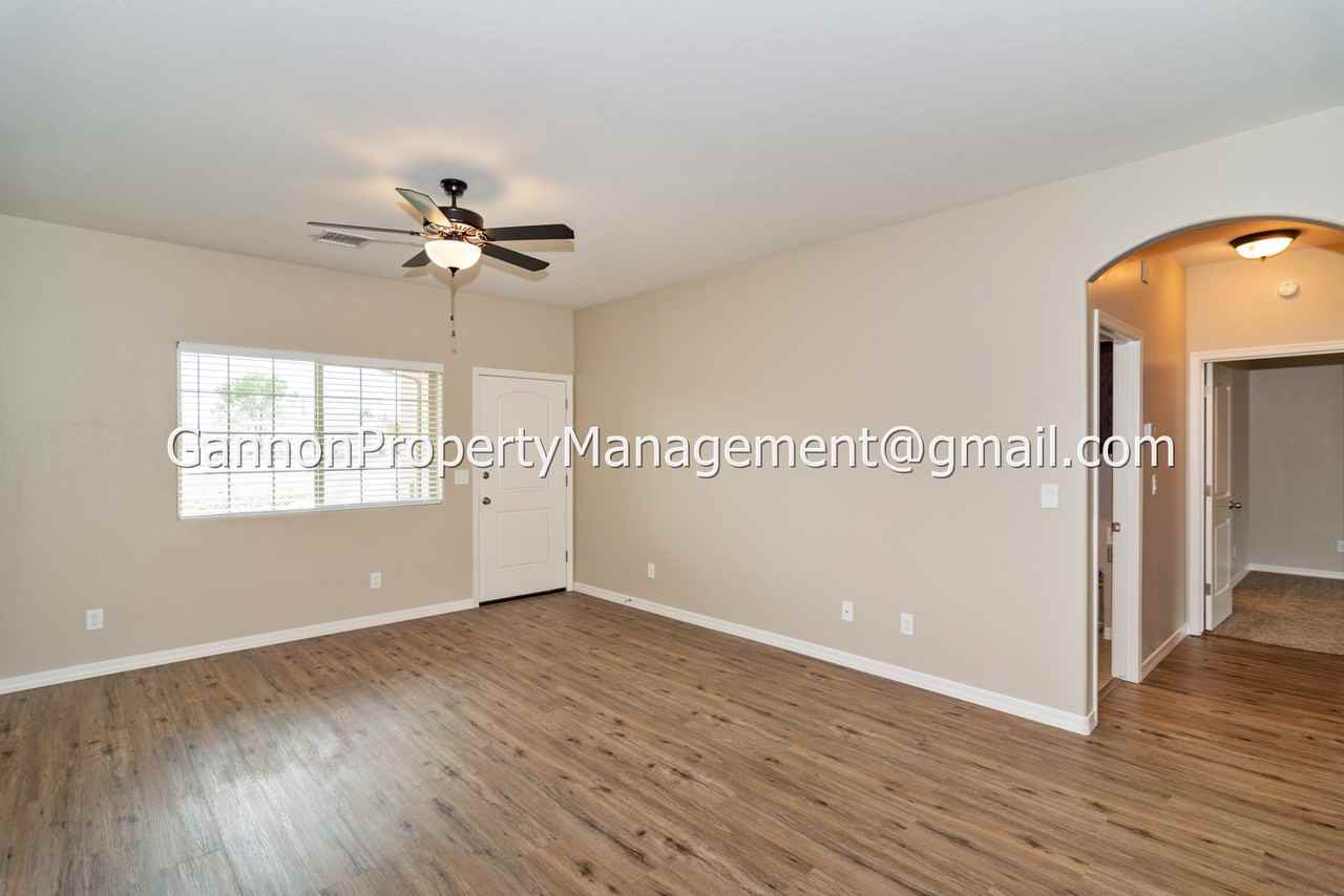4734 N Ocotillo Dr #1 - Photo 5 of 11