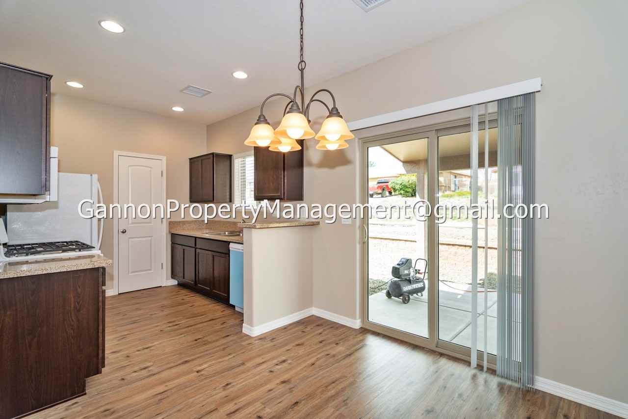 4734 N Ocotillo Dr #1 - Photo 7 of 11