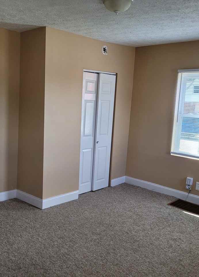 3741 N Tacoma Ave - Photo 2 of 8