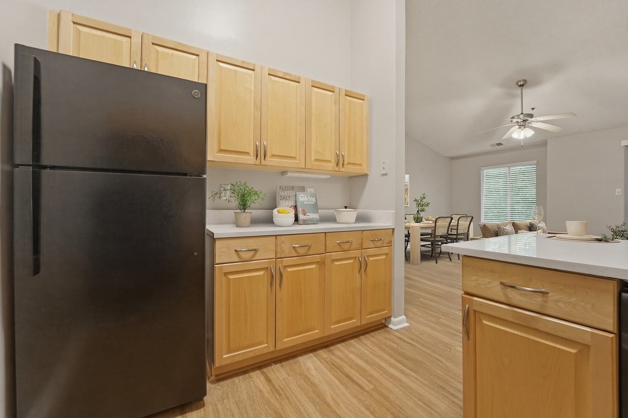 Eagle Rock Apartments at Belcamp - Photo 2 of 20