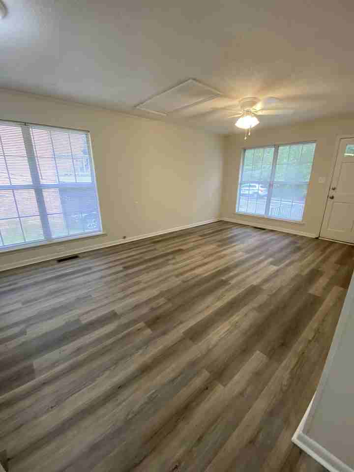 2539 Old Bainbridge Rd - Photo 6 of 22