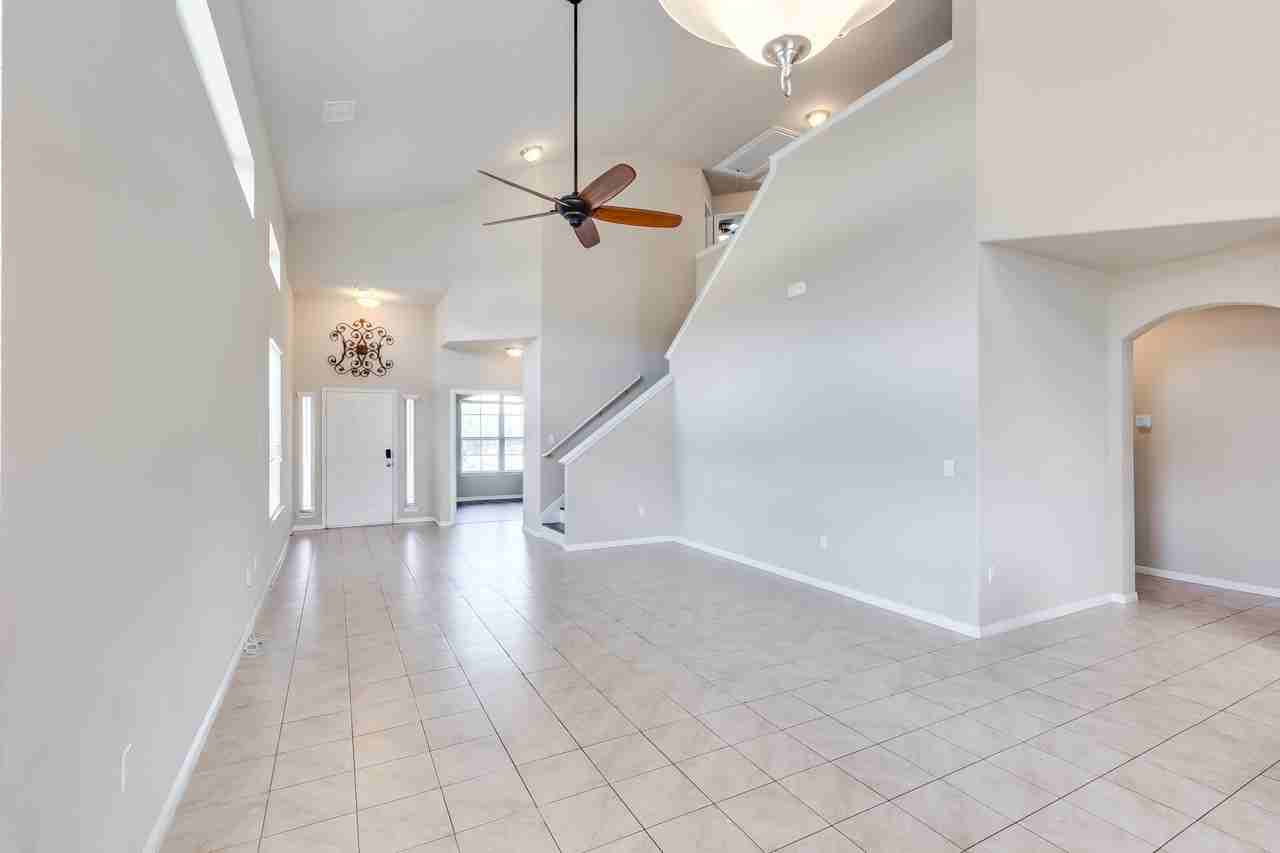 1549 Hamiltons Way - Photo 5 of 24