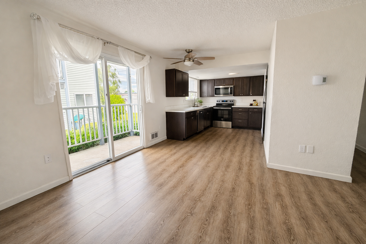 4006 S Lawrence St #1 - Photo 4 of 13