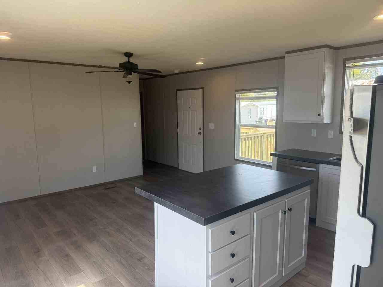 15931 Pine Grove Road Ext W #15 - Photo 4 of 9