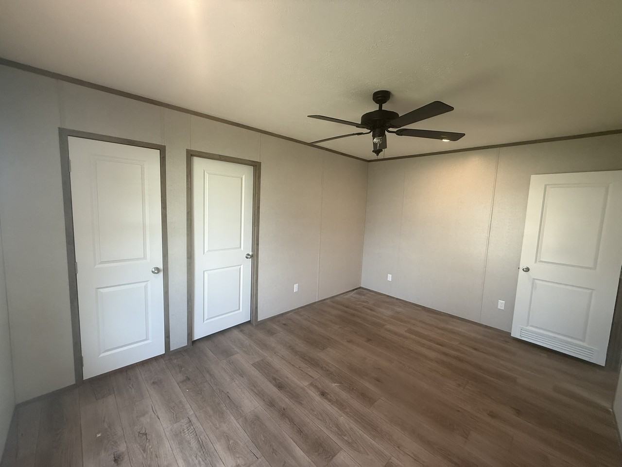 15931 Pine Grove Road Ext W #15 - Photo 5 of 9