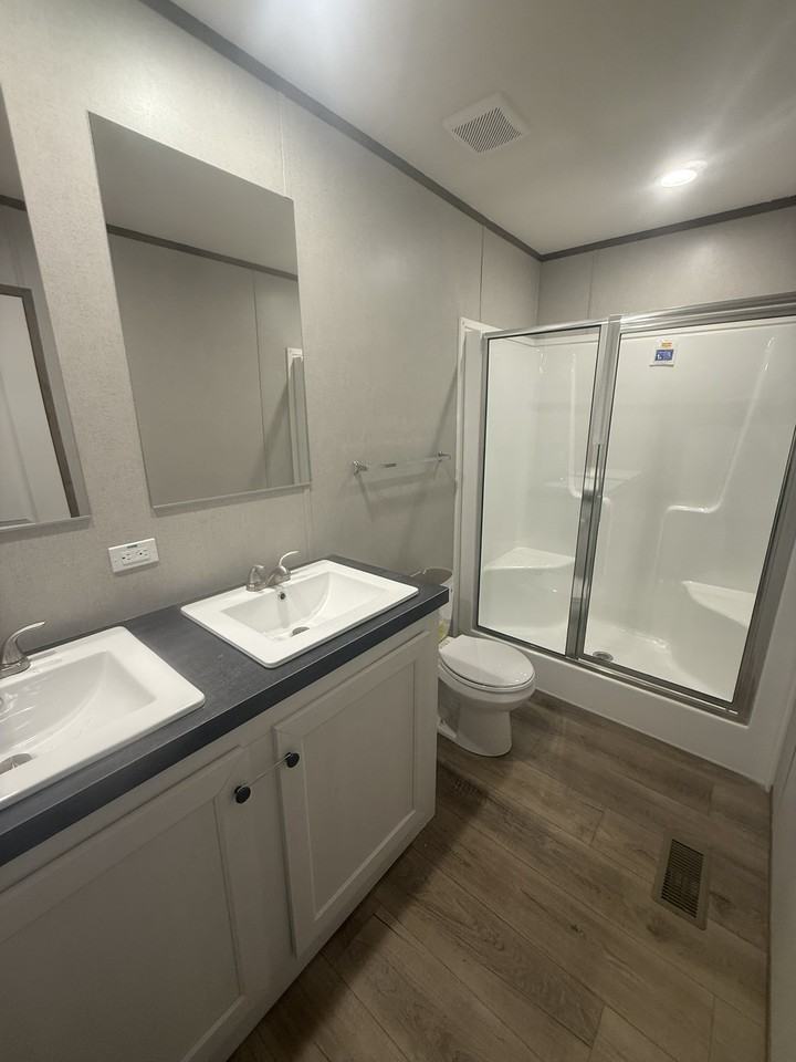 15931 Pine Grove Road Ext W #15 - Photo 6 of 9