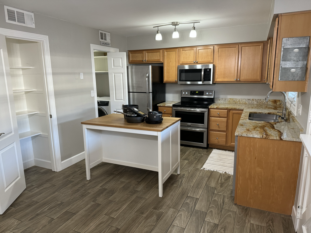 4437 N 40th St - Photo 6 of 20