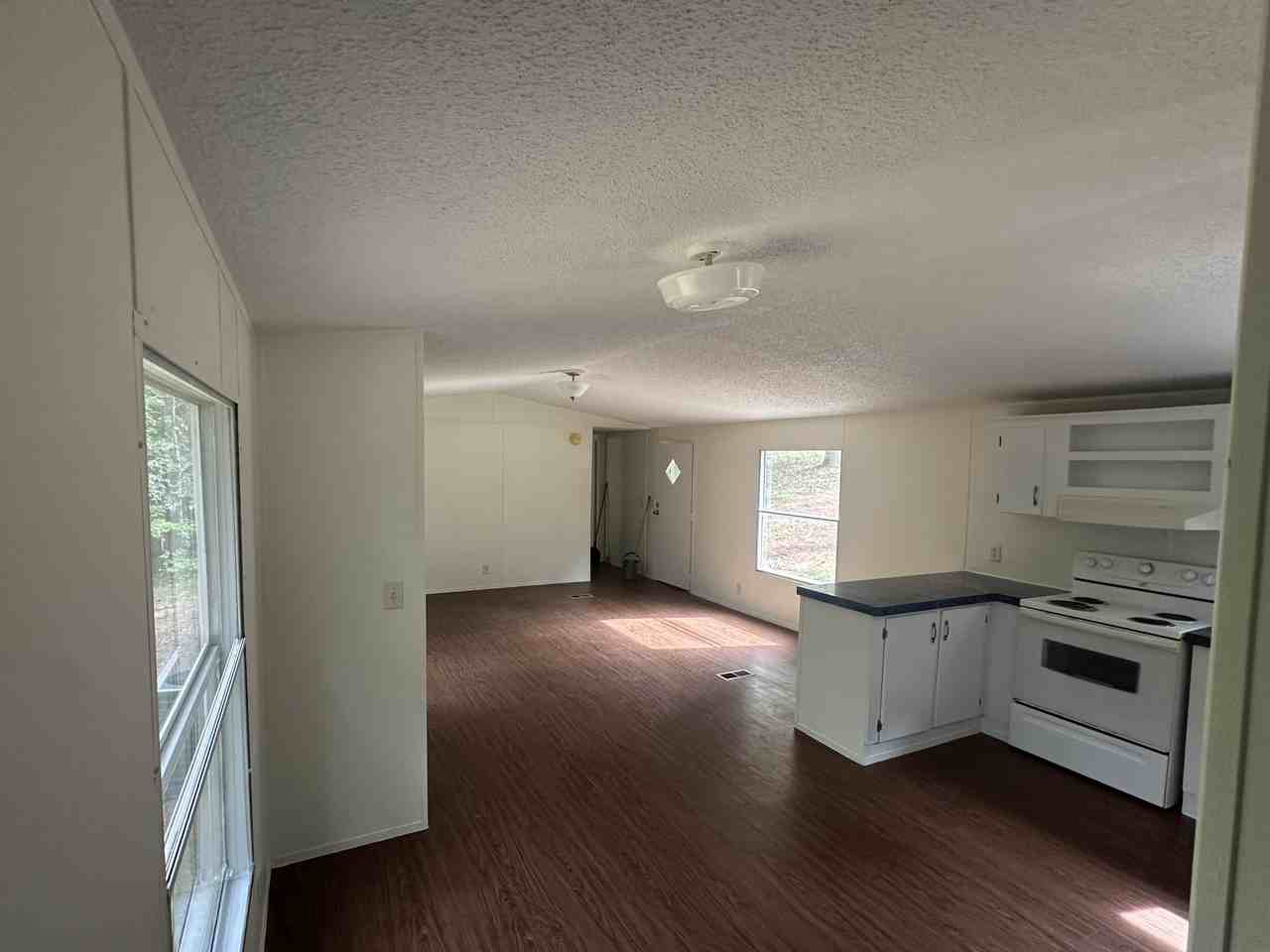 153 Baywood Trl - Photo 5 of 17