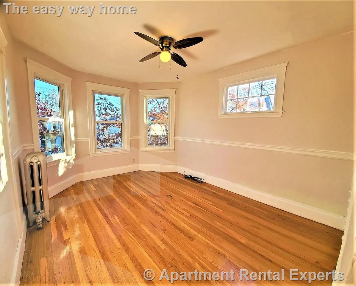 39 Waterhouse St #2 - Photo 3 of 13