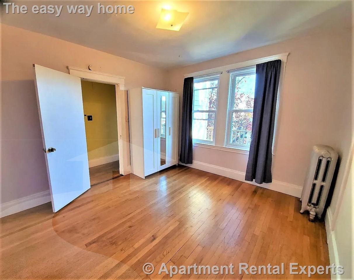 39 Waterhouse St #2 - Photo 7 of 13