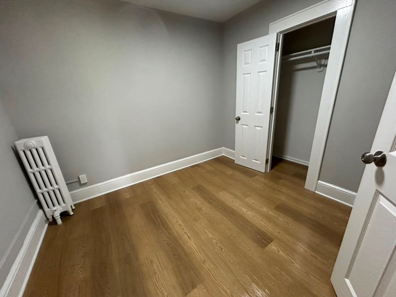 107 Broad St - Photo 4 of 10