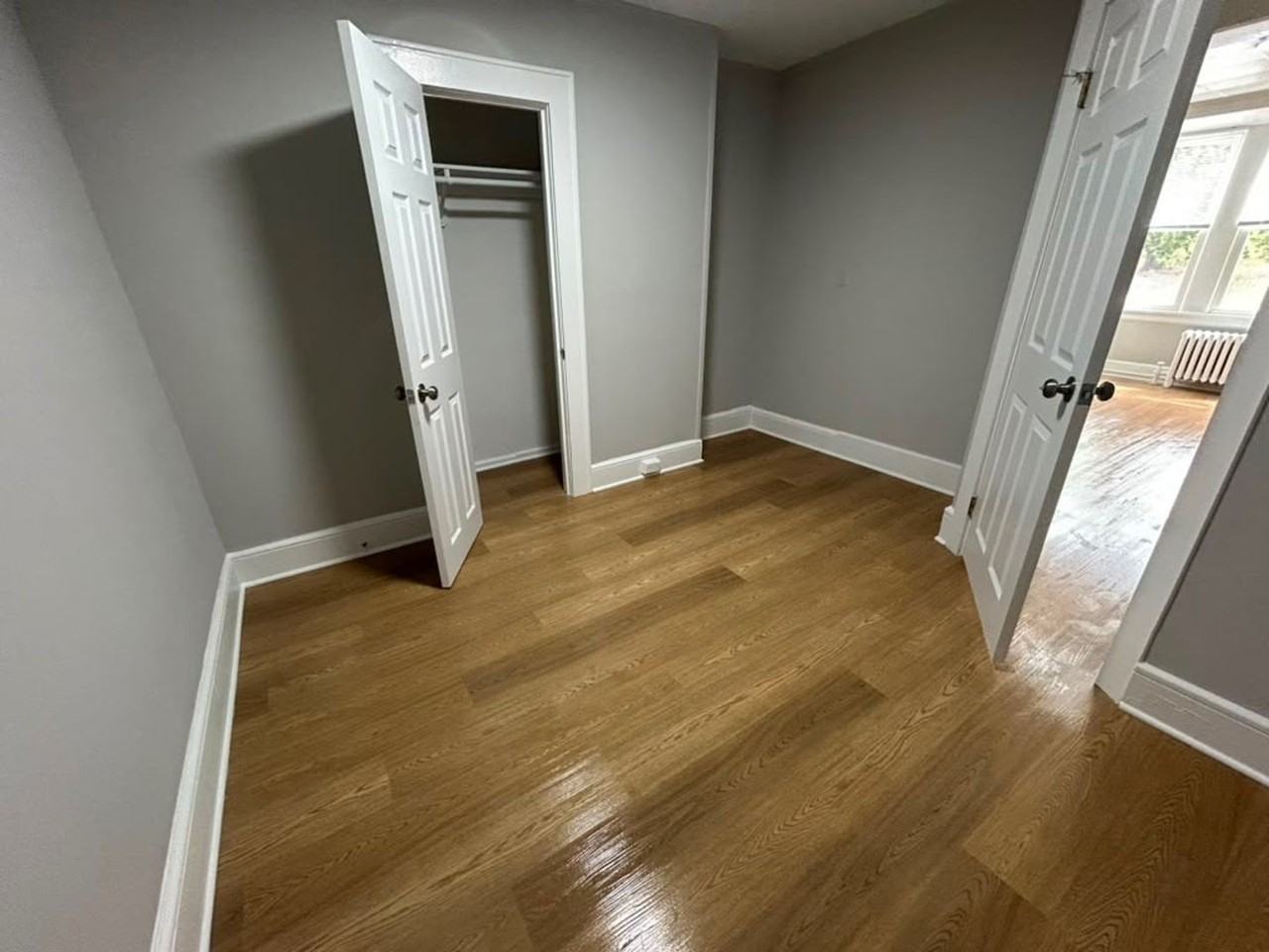 107 Broad St - Photo 5 of 10