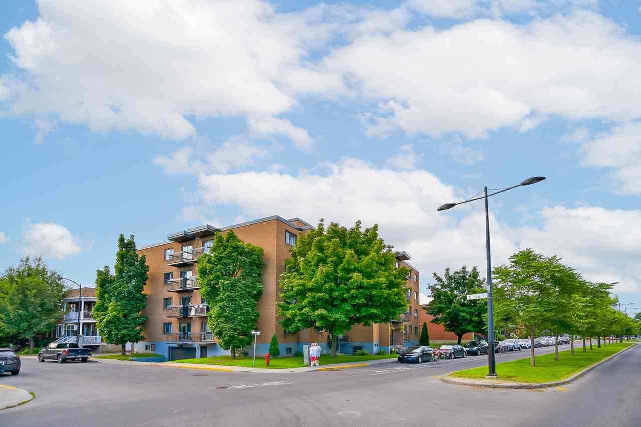 6161 Boulevard LaSalle - Photo 4 of 12