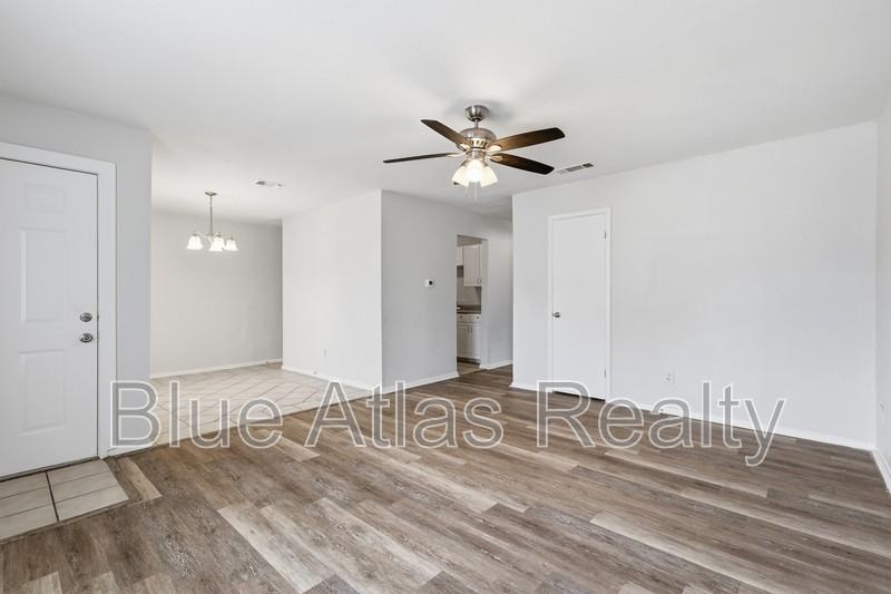 5055 Virgil St - Photo 2 of 24