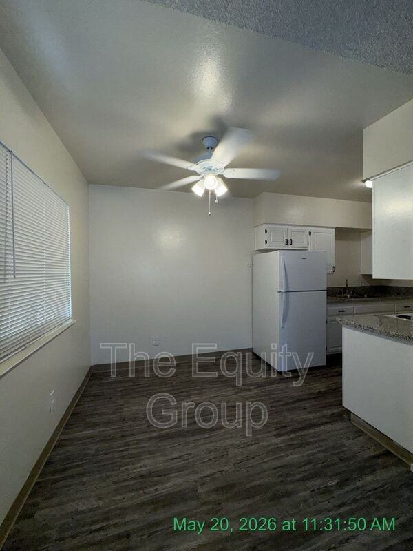 1432 W Elowin Ave - Photo 5 of 13