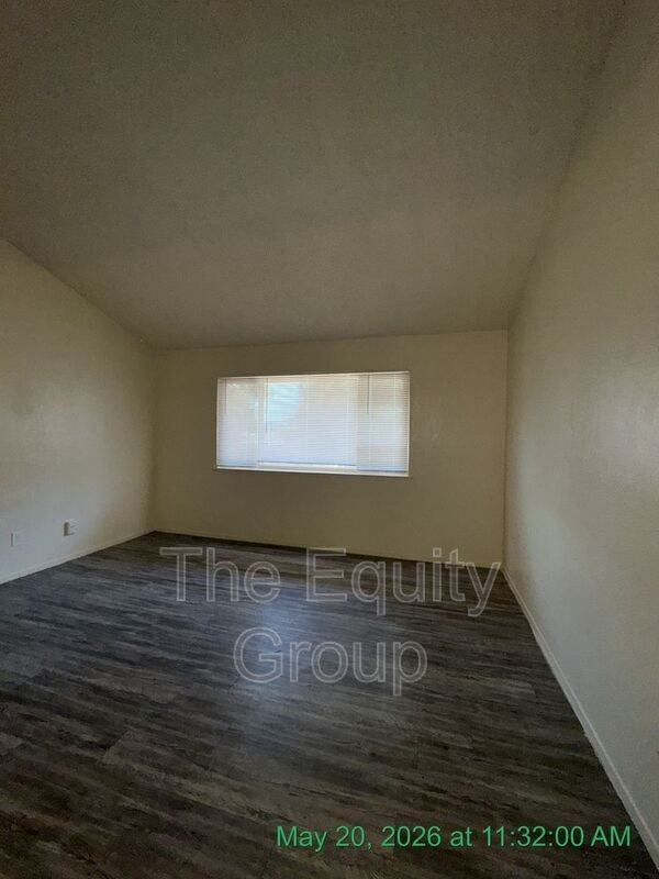 1432 W Elowin Ave - Photo 6 of 13
