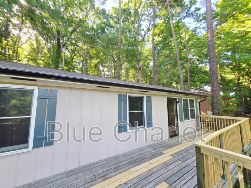 1705 Smith Level Rd - Photo 6 of 21