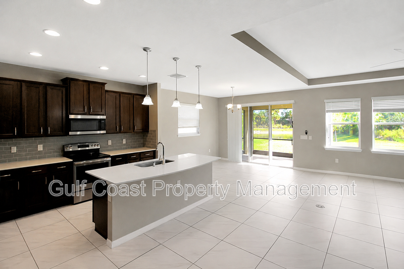 2914 Esmeralda Dr - Photo 4 of 39