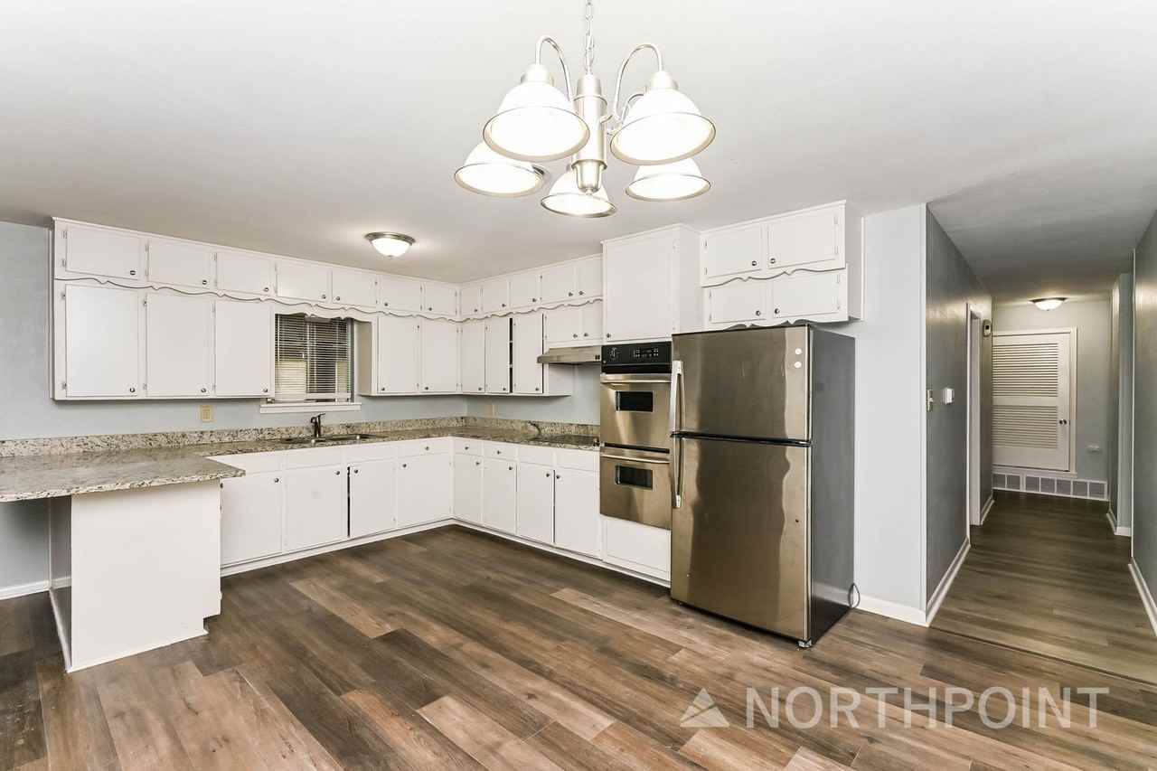 5505 Wonder Dr - Photo 5 of 16